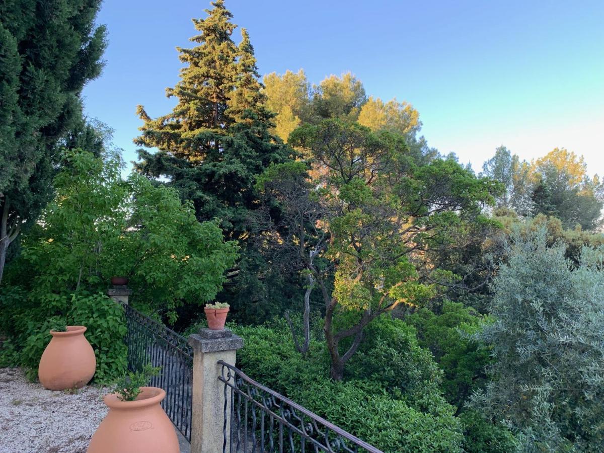 Le Mas Des Pignes -Adults Only Aix-en-Provence Esterno foto